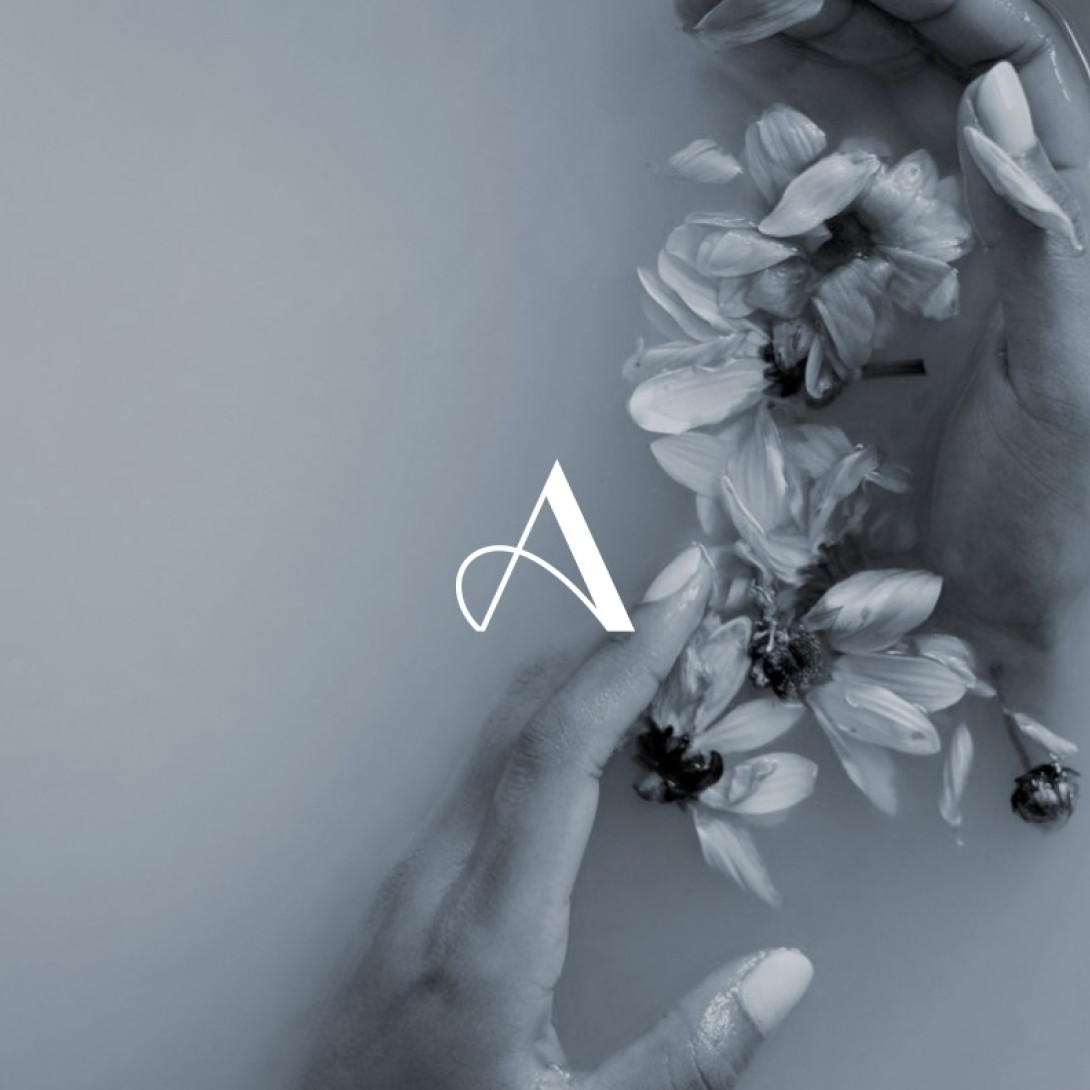 Branding tile for Alina