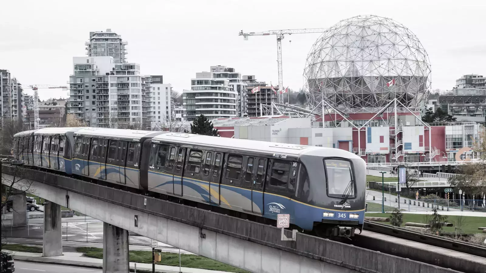 Urban Infrastructures Influence on Pre-Sale Development